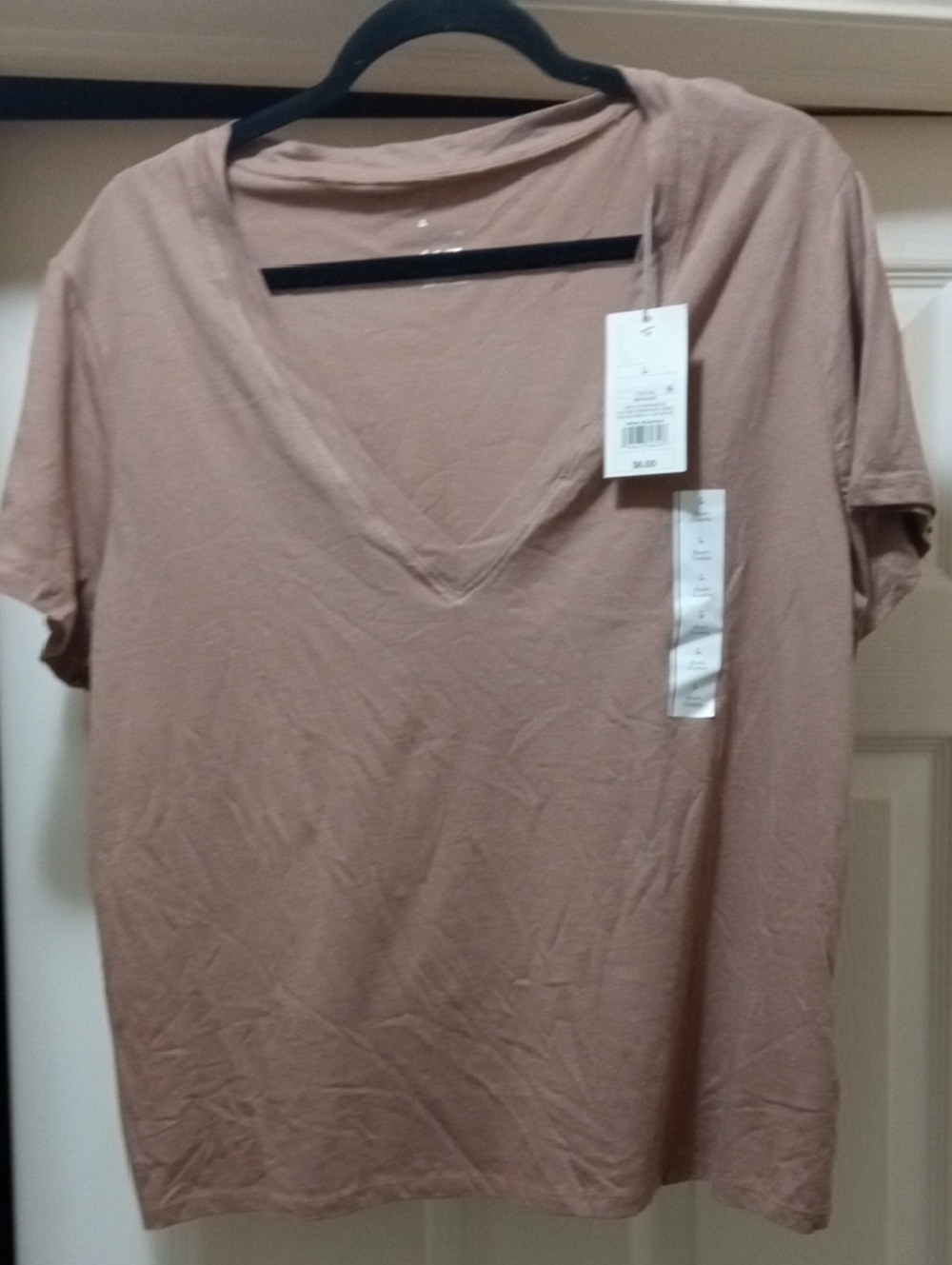 $6>>>a new day Short Sleeve V-Neck Tee in Mauve Taupe